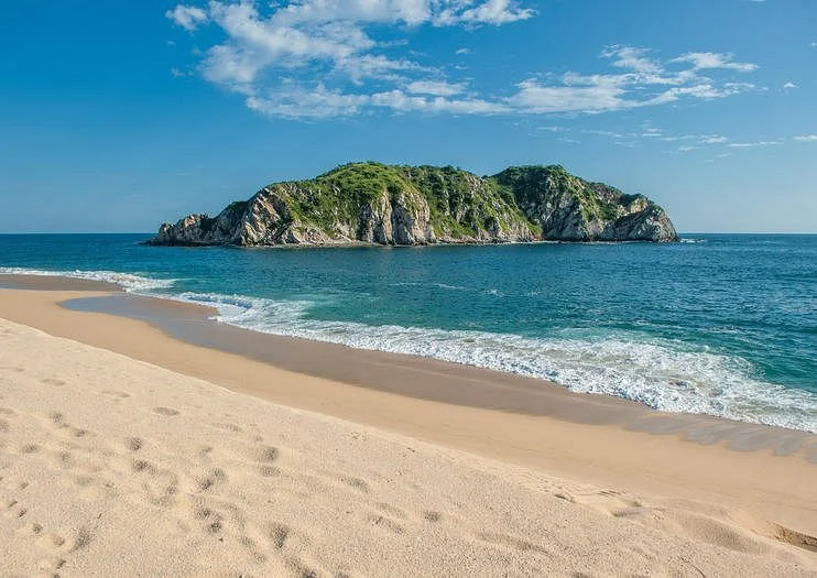 Isla Cacaluta