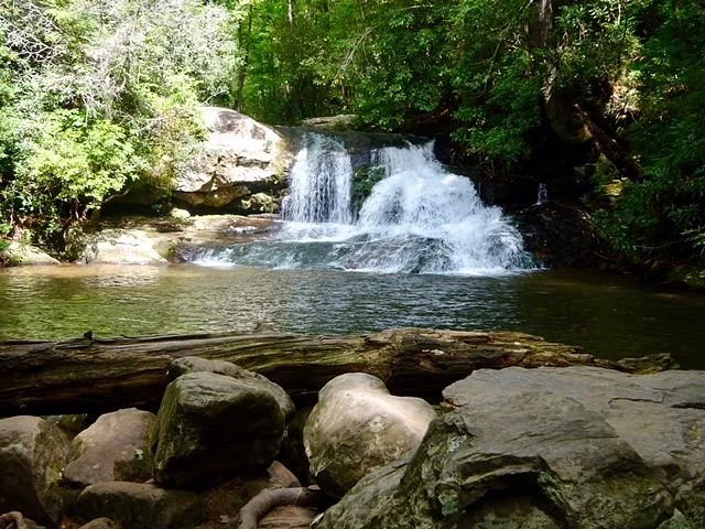 Hemlock Falls Trail