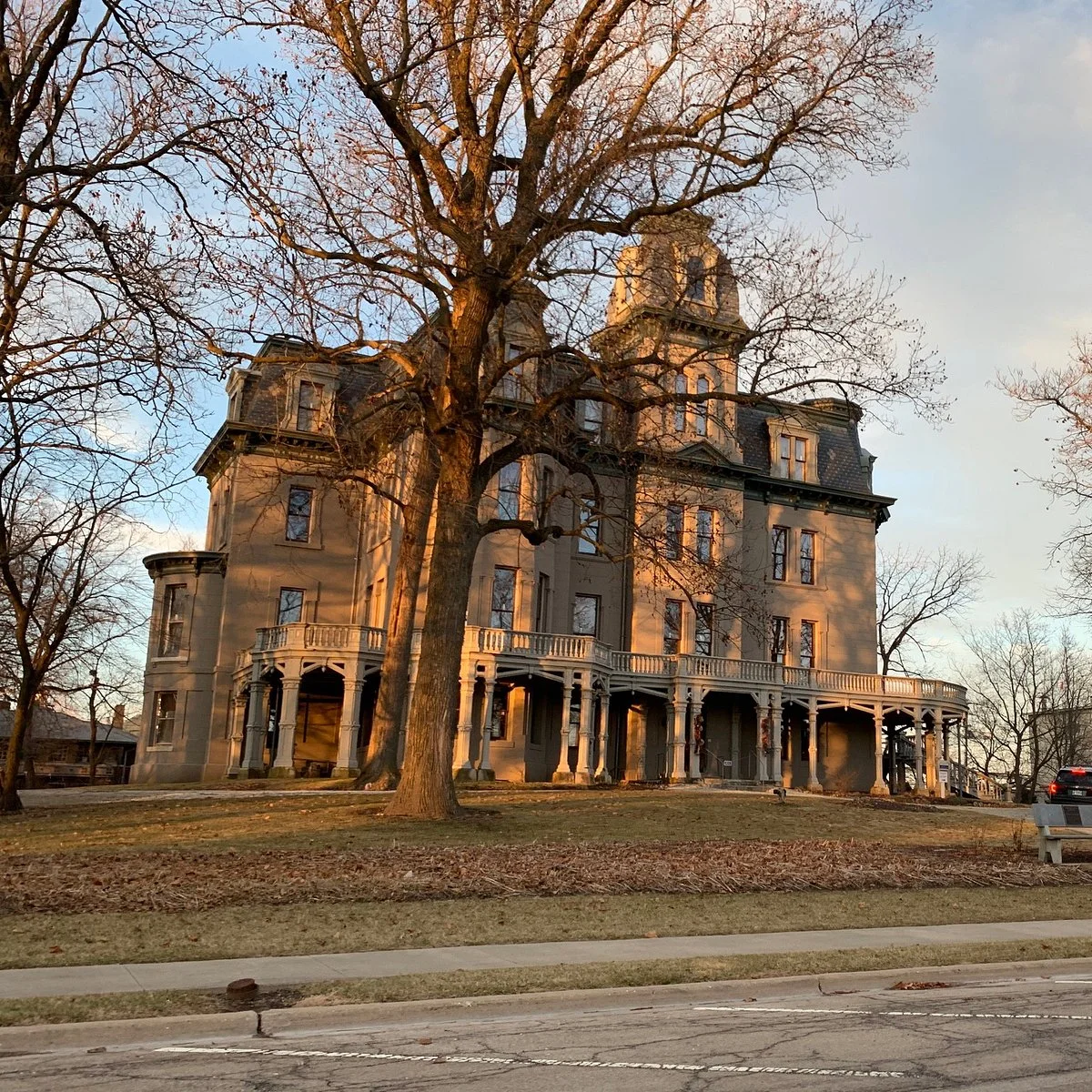 Hegeler Carus Mansion