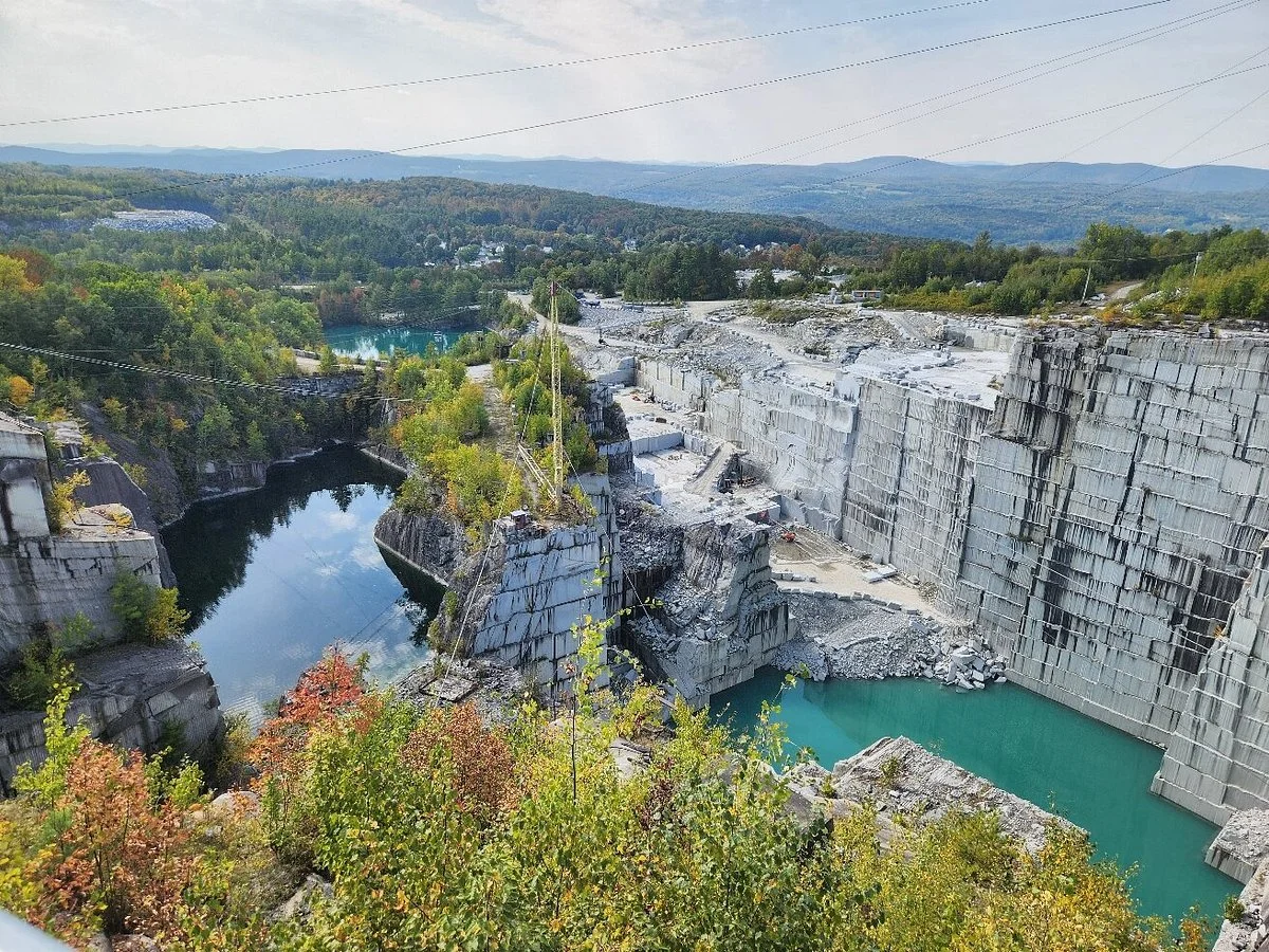 Rock of Ages Visitors Center & Quarry Tours