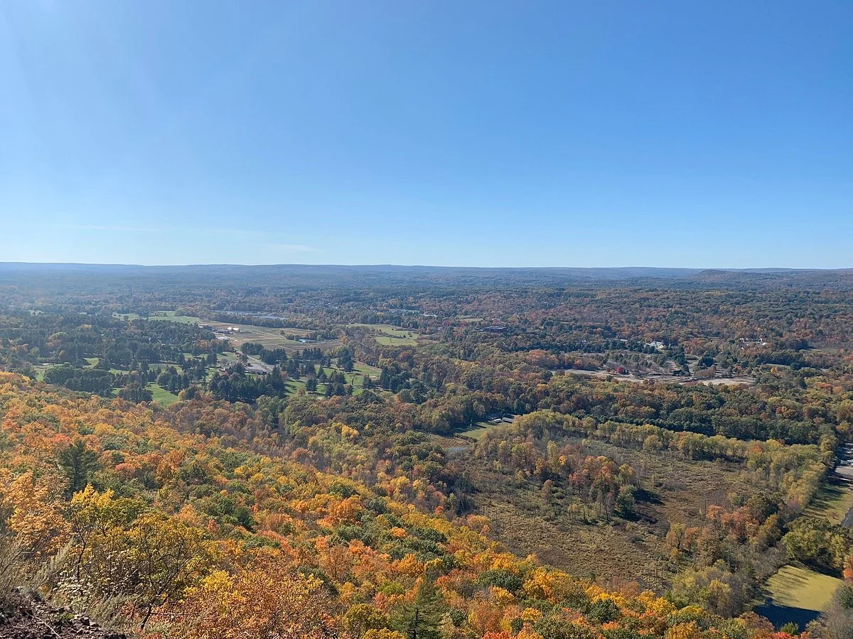 Talcott Mountain State Park