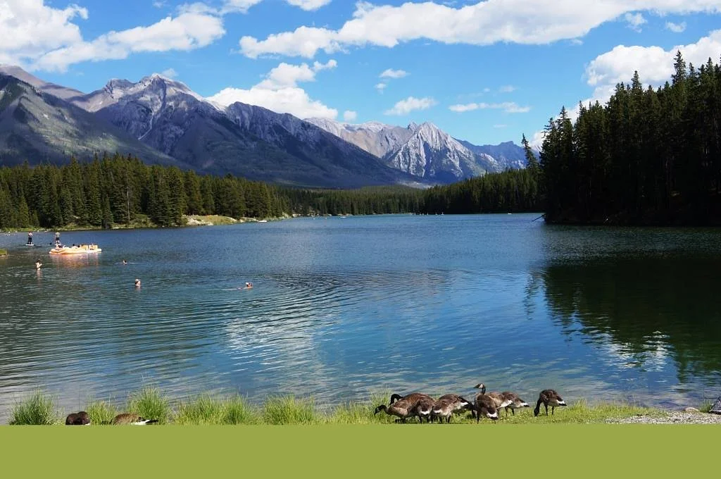 Minnewanka Loop / Lake Johnson