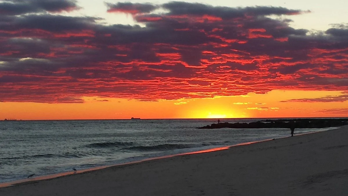 Point Lookout Beach