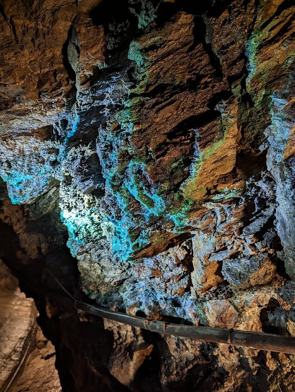 Crystal Gold Mine