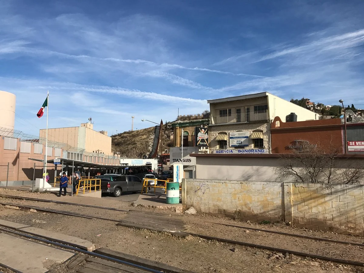 Nogales Mall