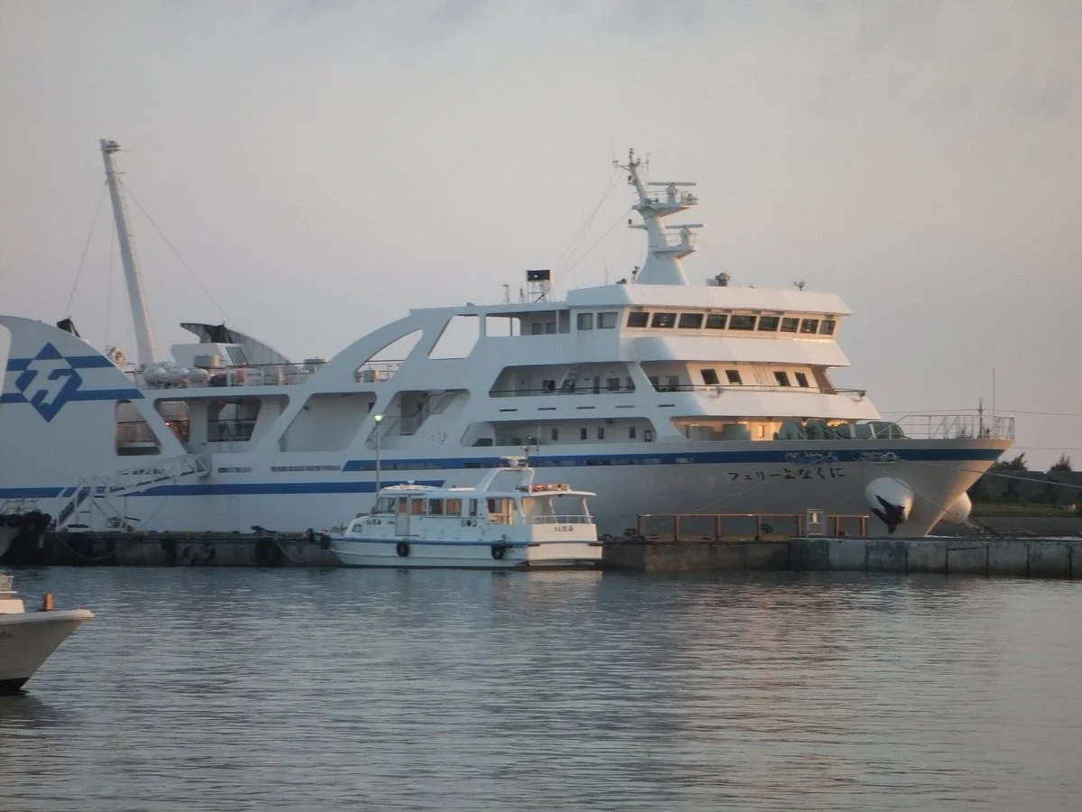 Fukuyama Kaiun Ferry Yonakuni
