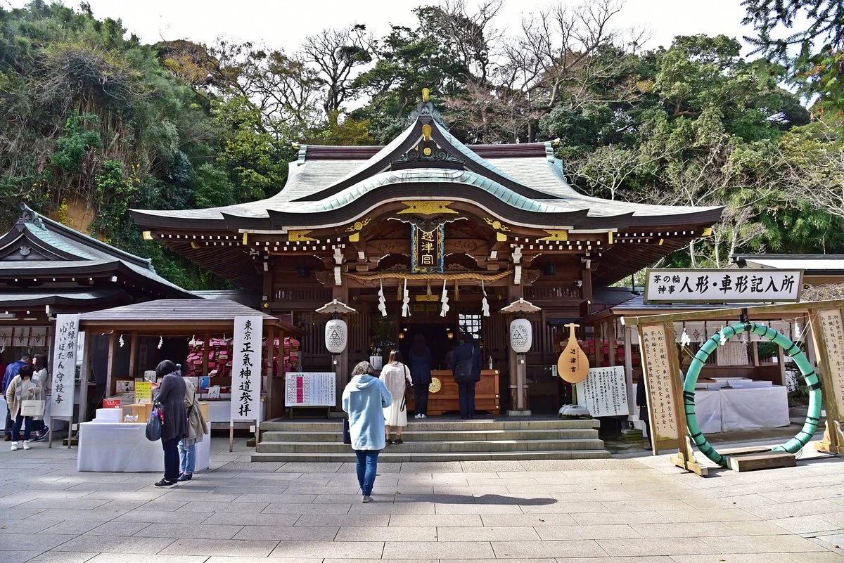 Enoshima Shrine