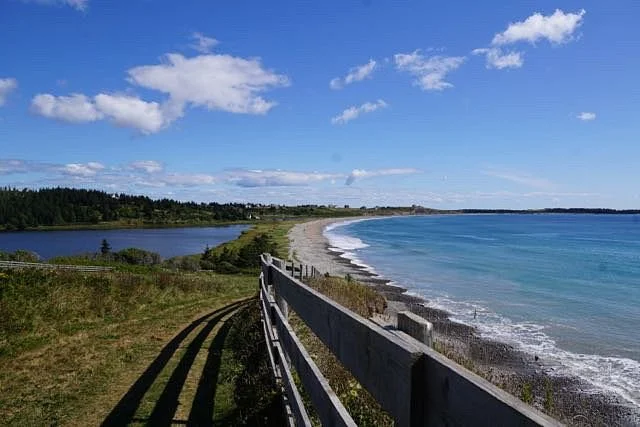 Gaff Point Trail
