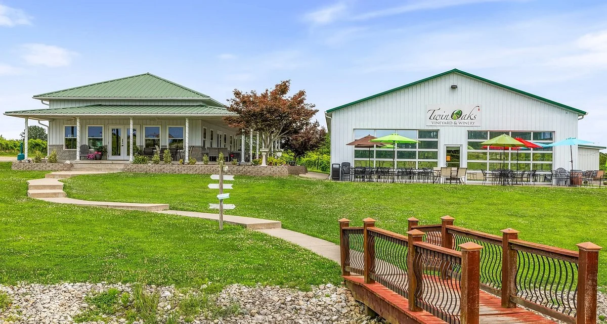 Twin Oaks Vineyard & Winery