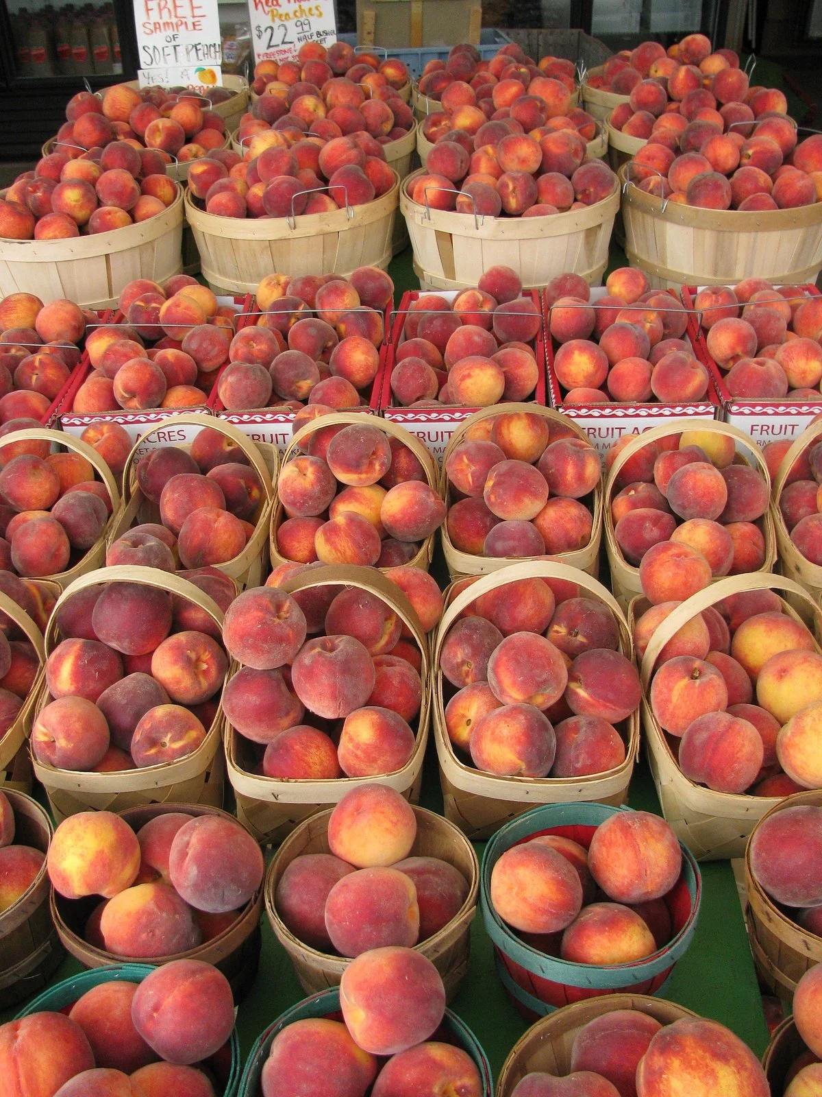 Fruit Acres Farm Market and U-Pick