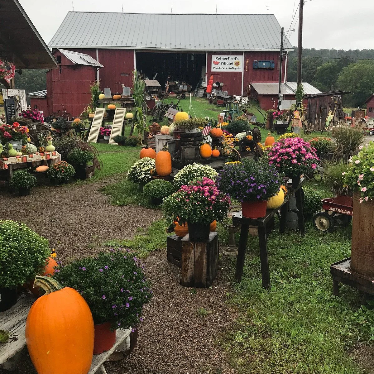 Retherford's Village Produce and Antiques