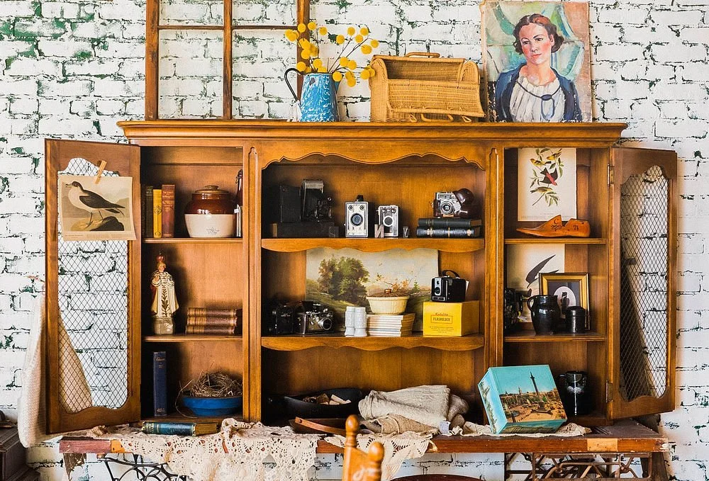 Alley Cat Vintage Mercantile
