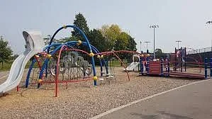 Iroquois Park Sports Centre