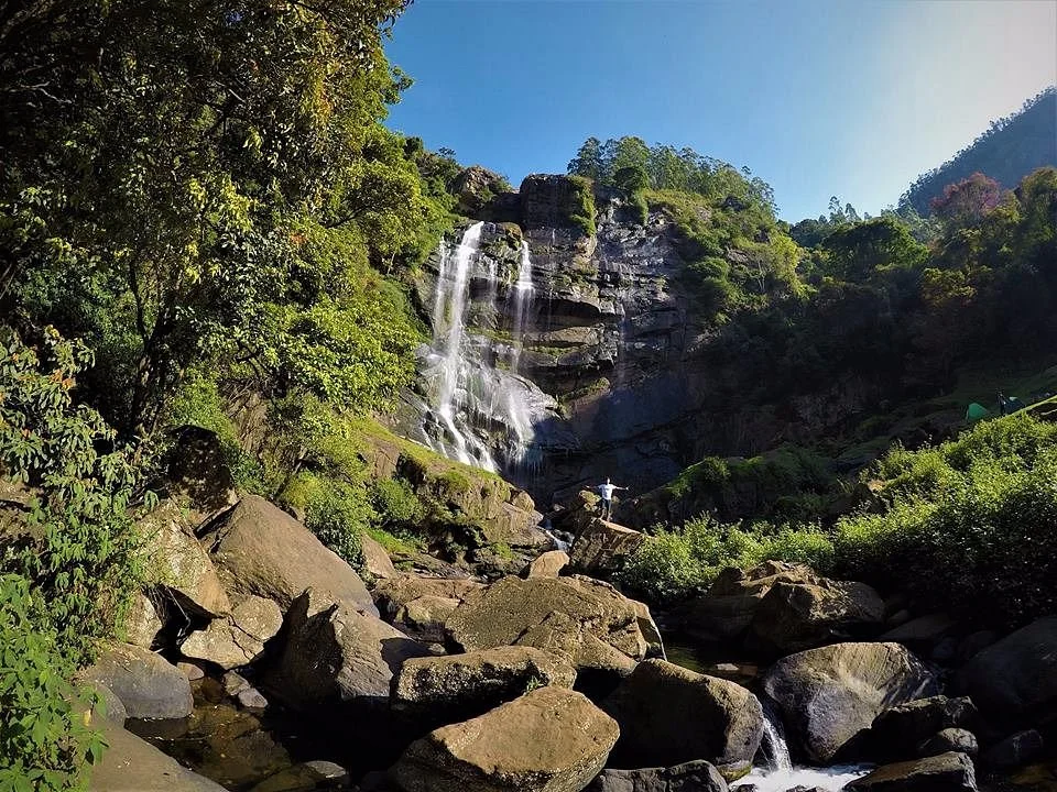 Bomburu Ella Waterfall