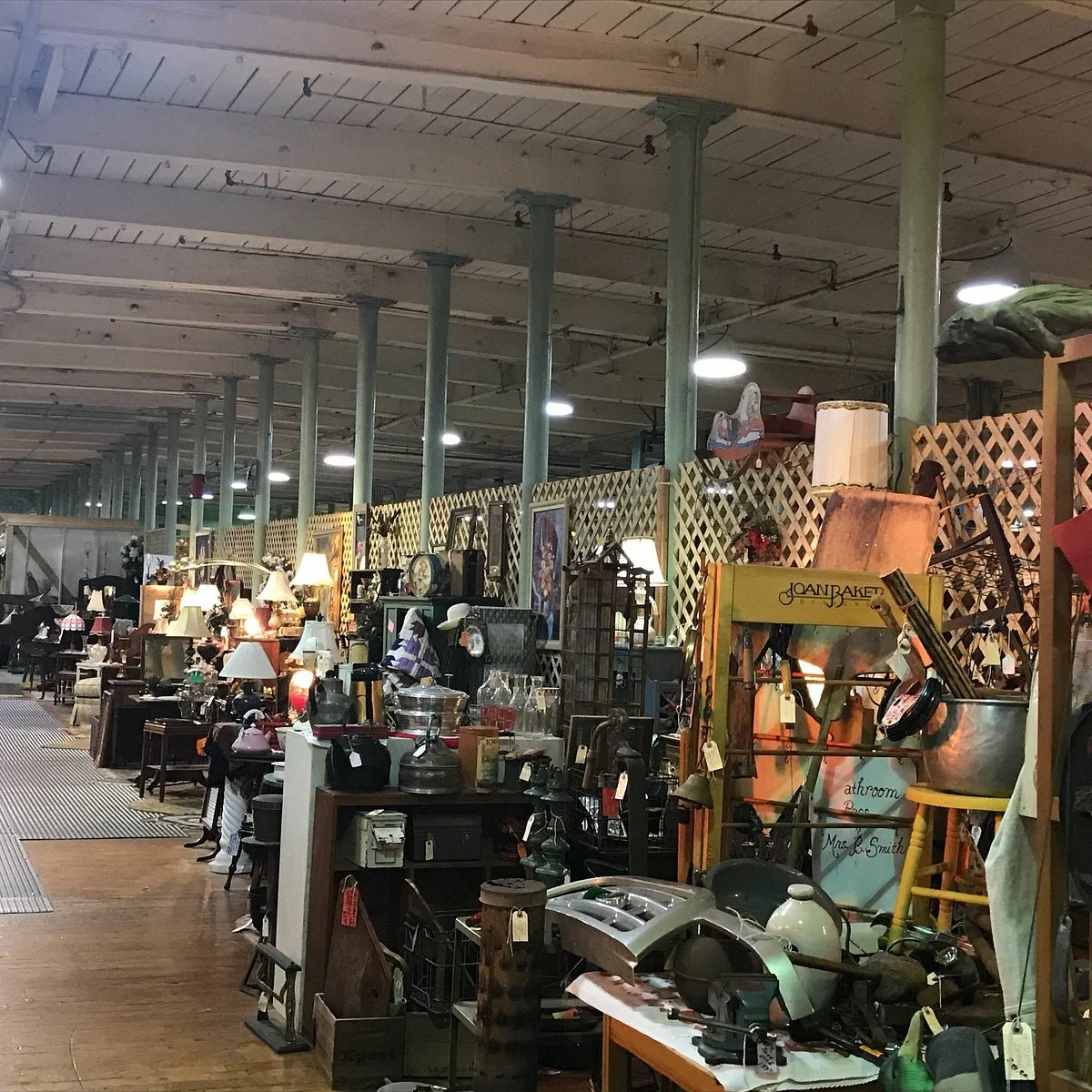 Ian Henderson's Antique Mall