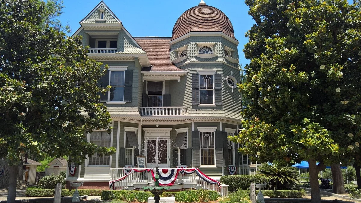 Heritage House