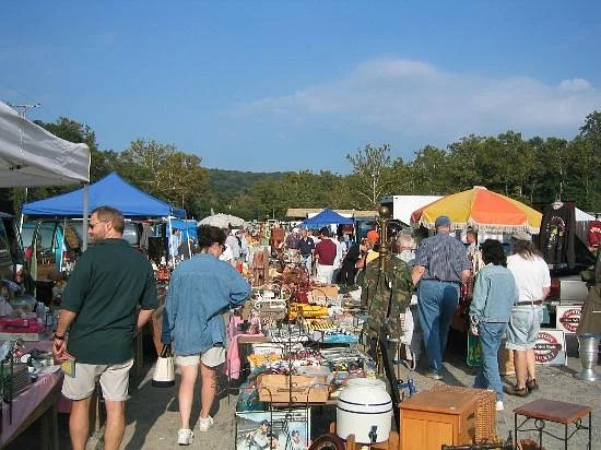 Golden Nugget Antique Market