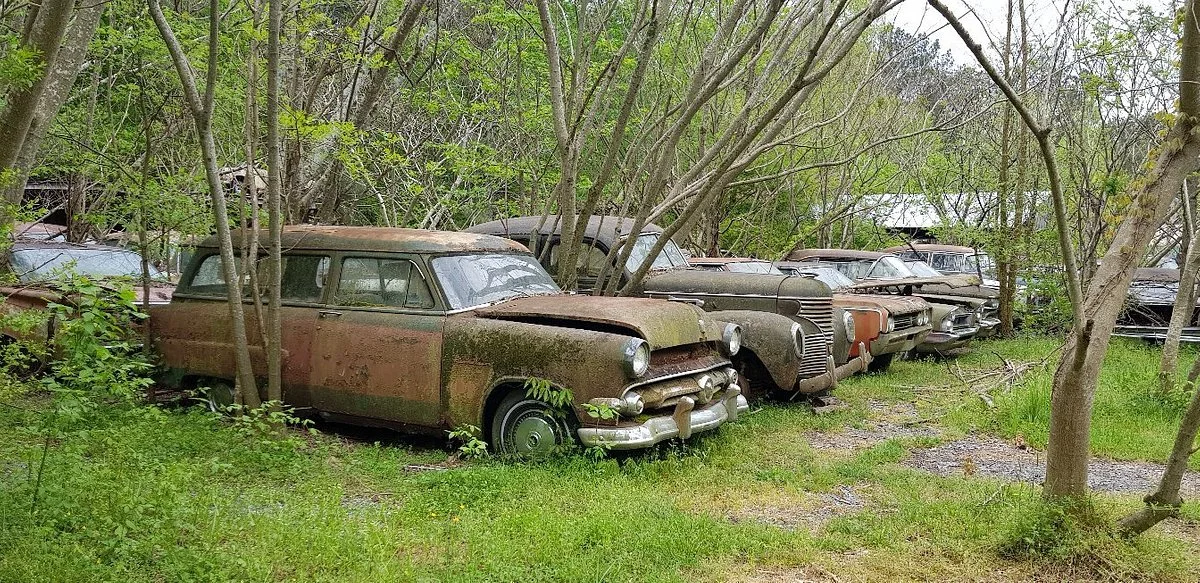Old Car City