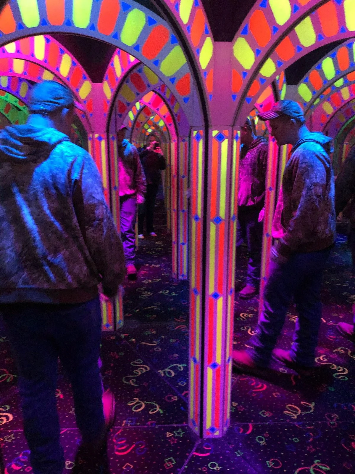 Krazy Mirror Maze