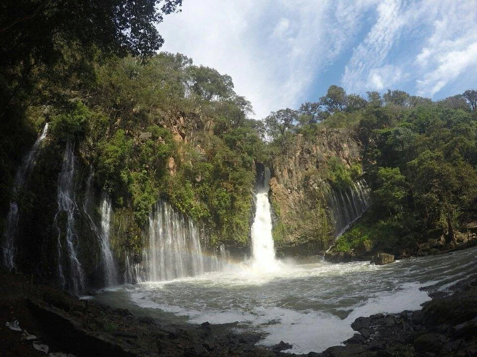 Cascada de la Tzararacua