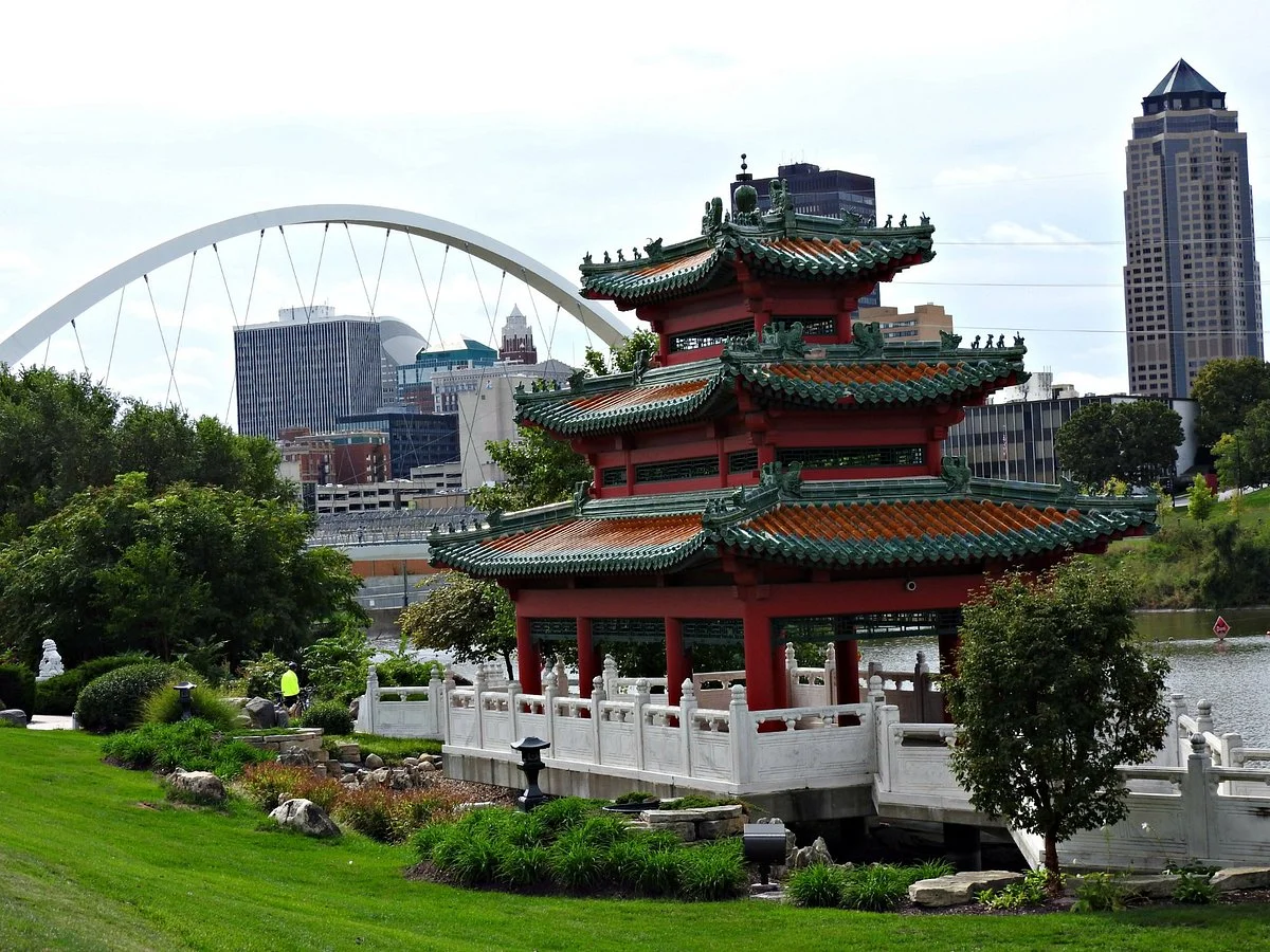 Robert D. Ray Asian Gardens