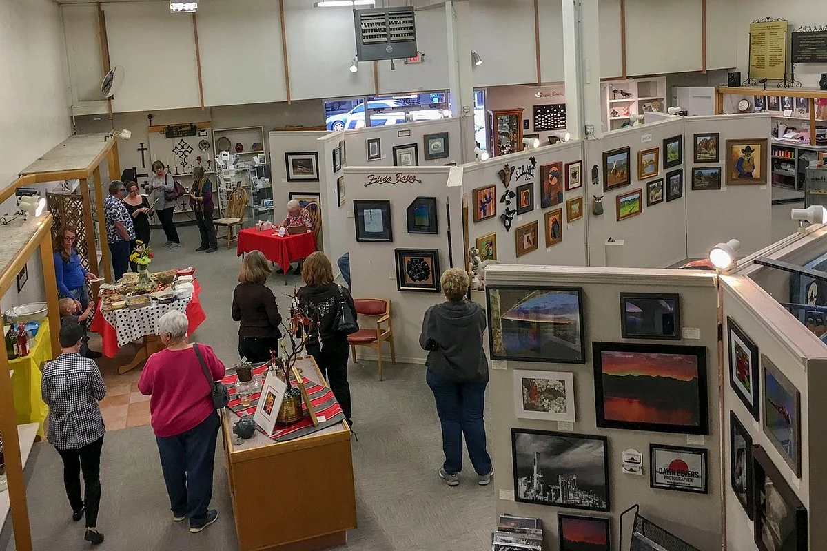 The Artist Gallery