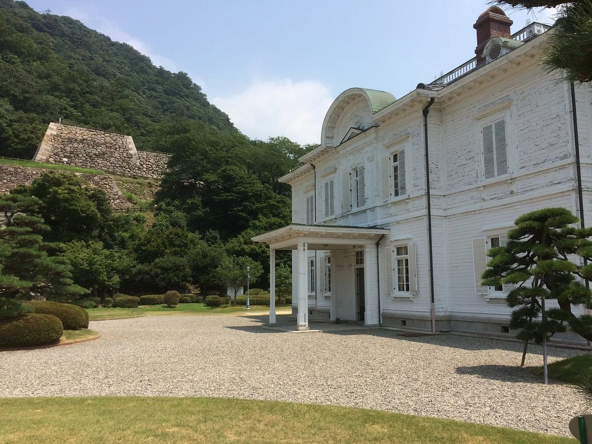 Jinpu-kaku Hall