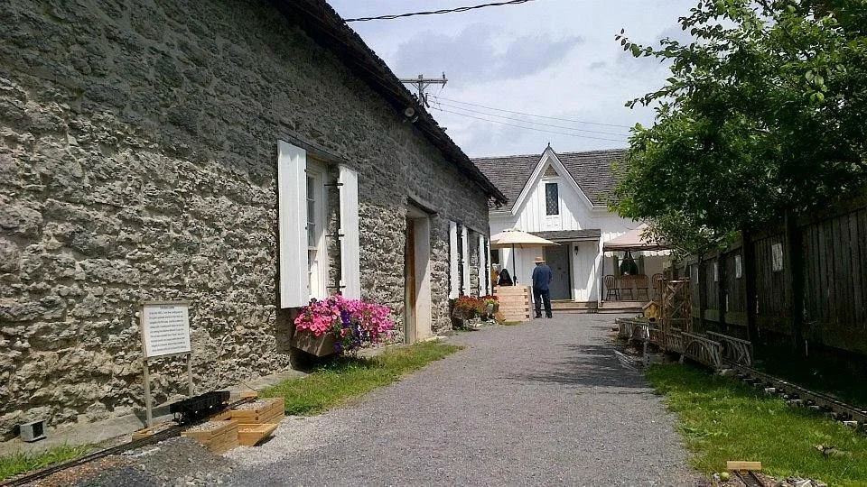 Sifton-Cook Heritage Centre