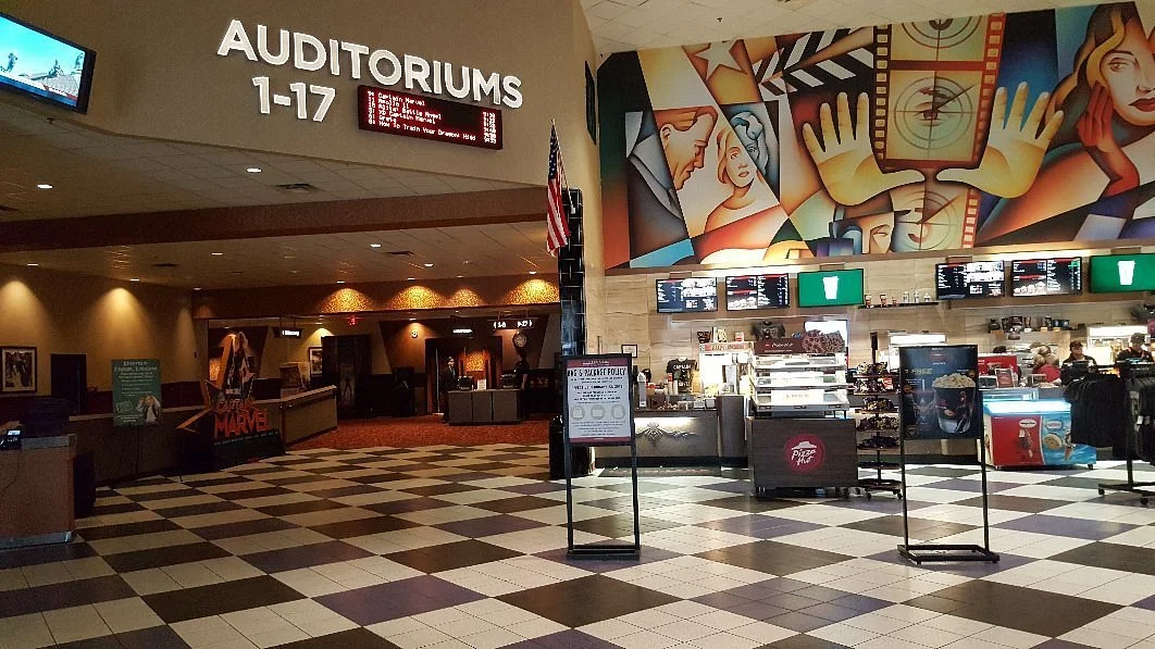 Cinemark 17 And XD