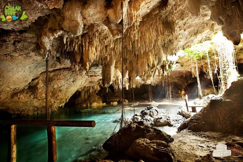 Cavernas Chaaktun