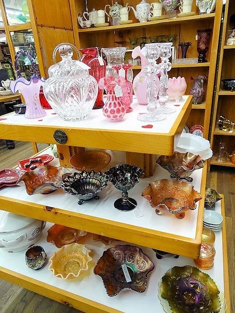Marketplace Antiques