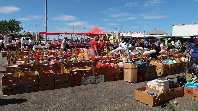 New Meadowlands Market