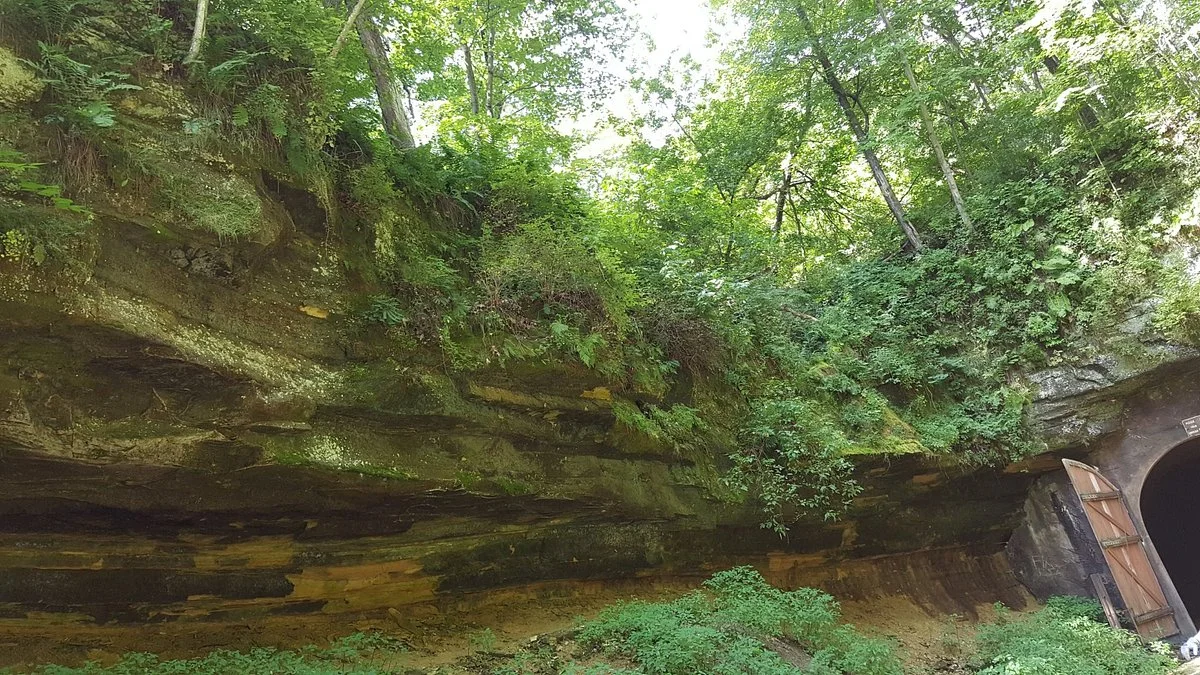 Elroy-Sparta State Trail