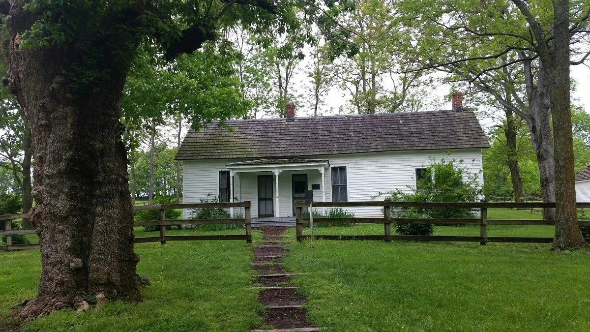Jesse James Birthplace Museum