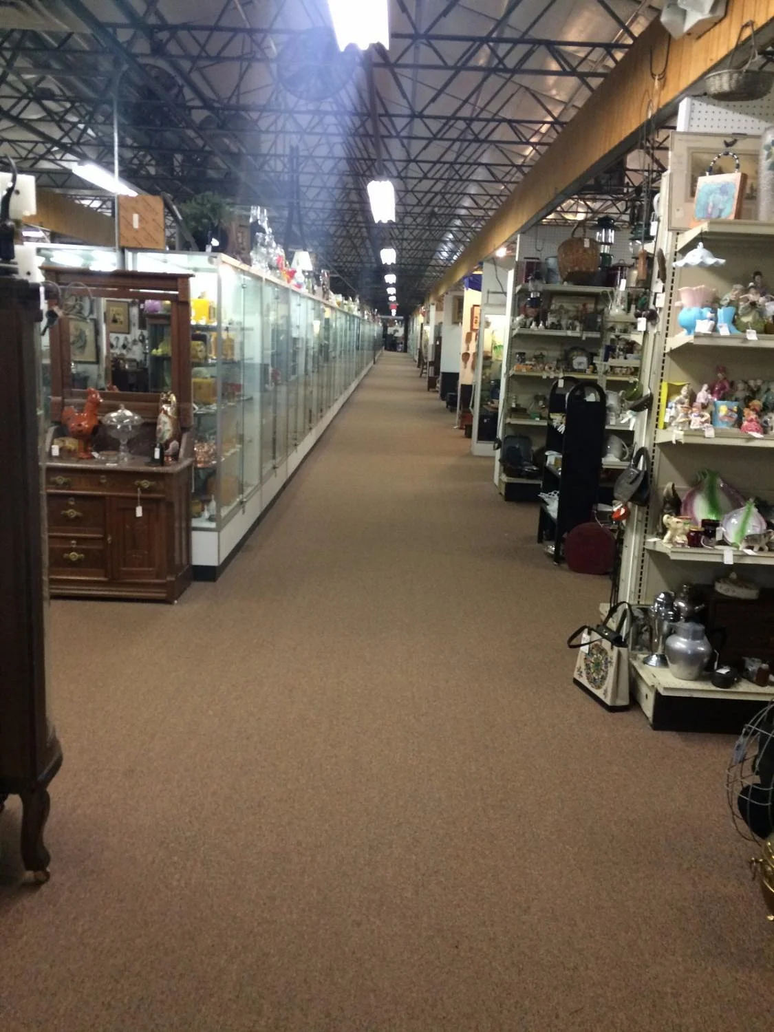 Heart of Ohio Antique Center