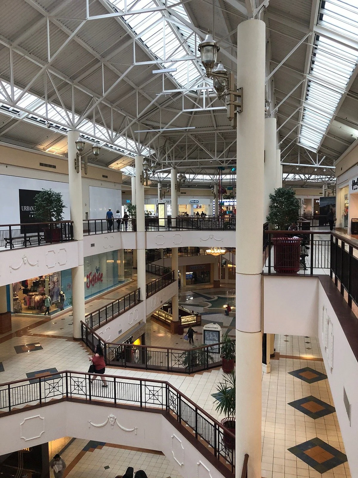 Willow Grove Park Mall