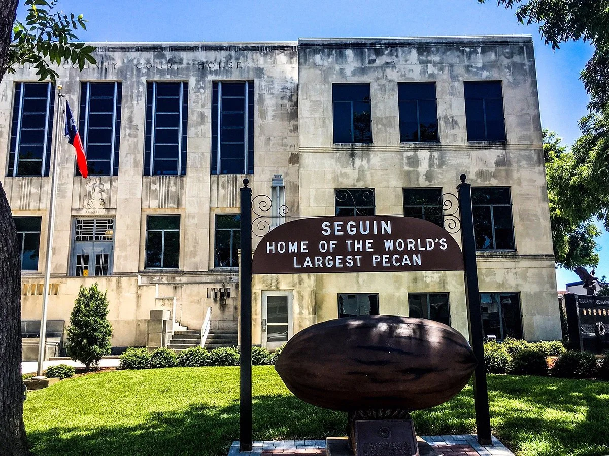 World’s Largest Pecan