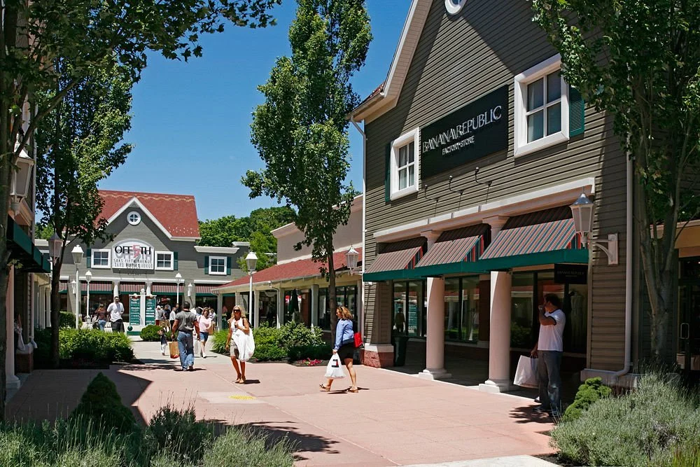 Clinton Premium Outlets