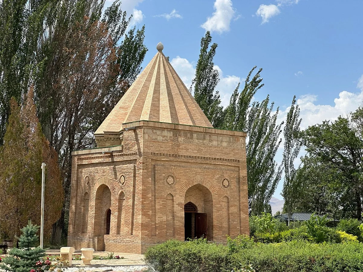 Aisha Bibi Mausoleum