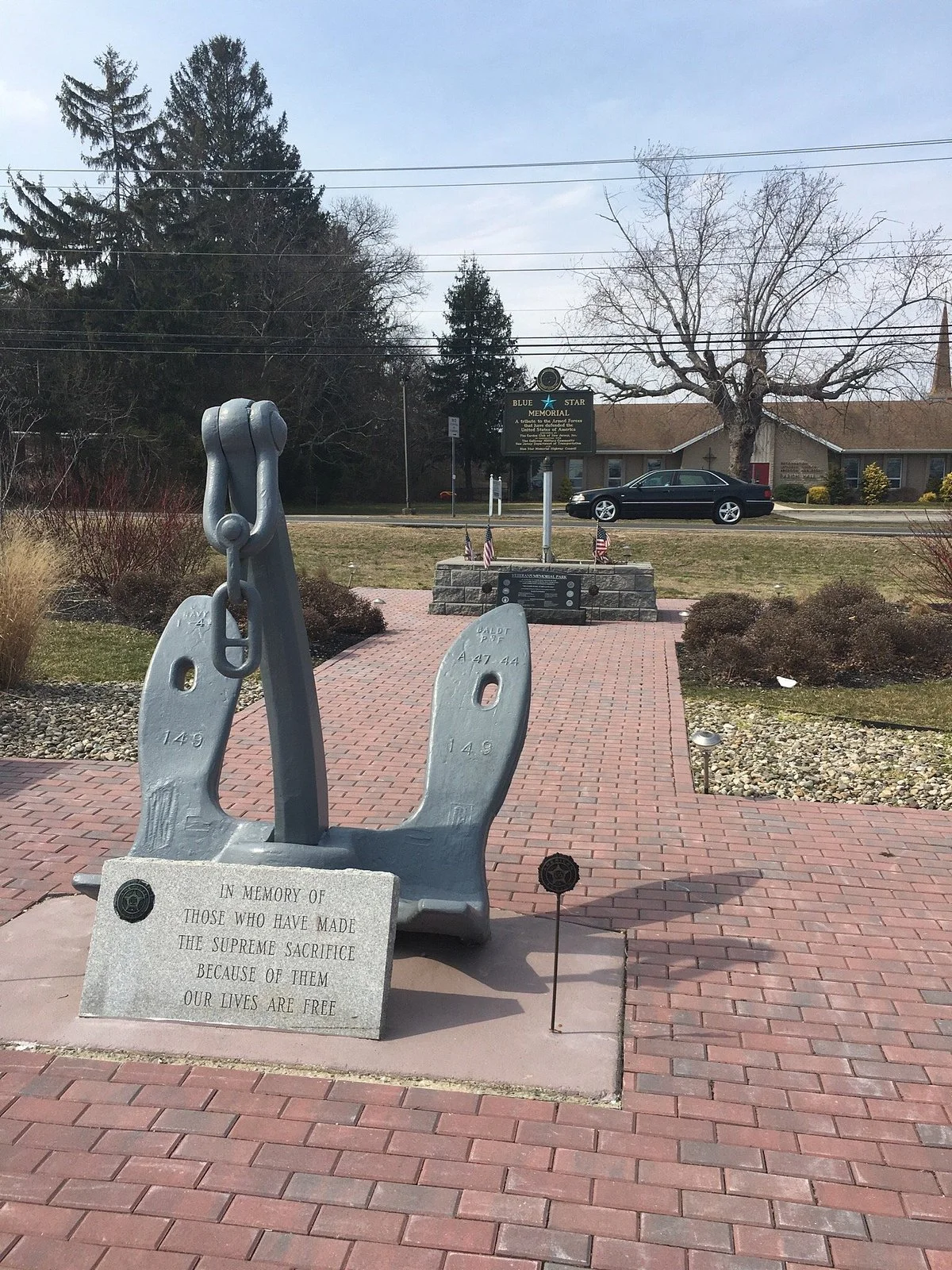 Veterans Memorial Park at Glenn by the Bay