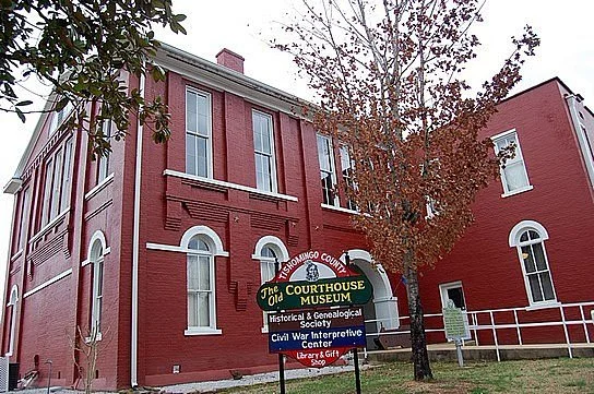 Old Tishomingo County Courthouse Museum