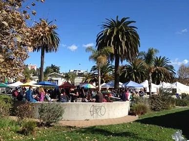 Oakland Grand Lake Farmer's Market