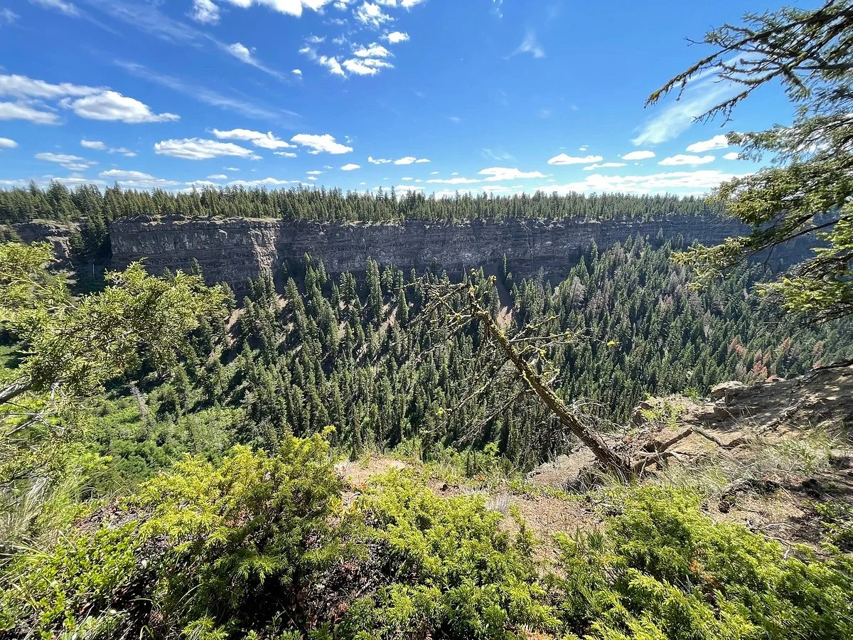 Chasm Provincial Park