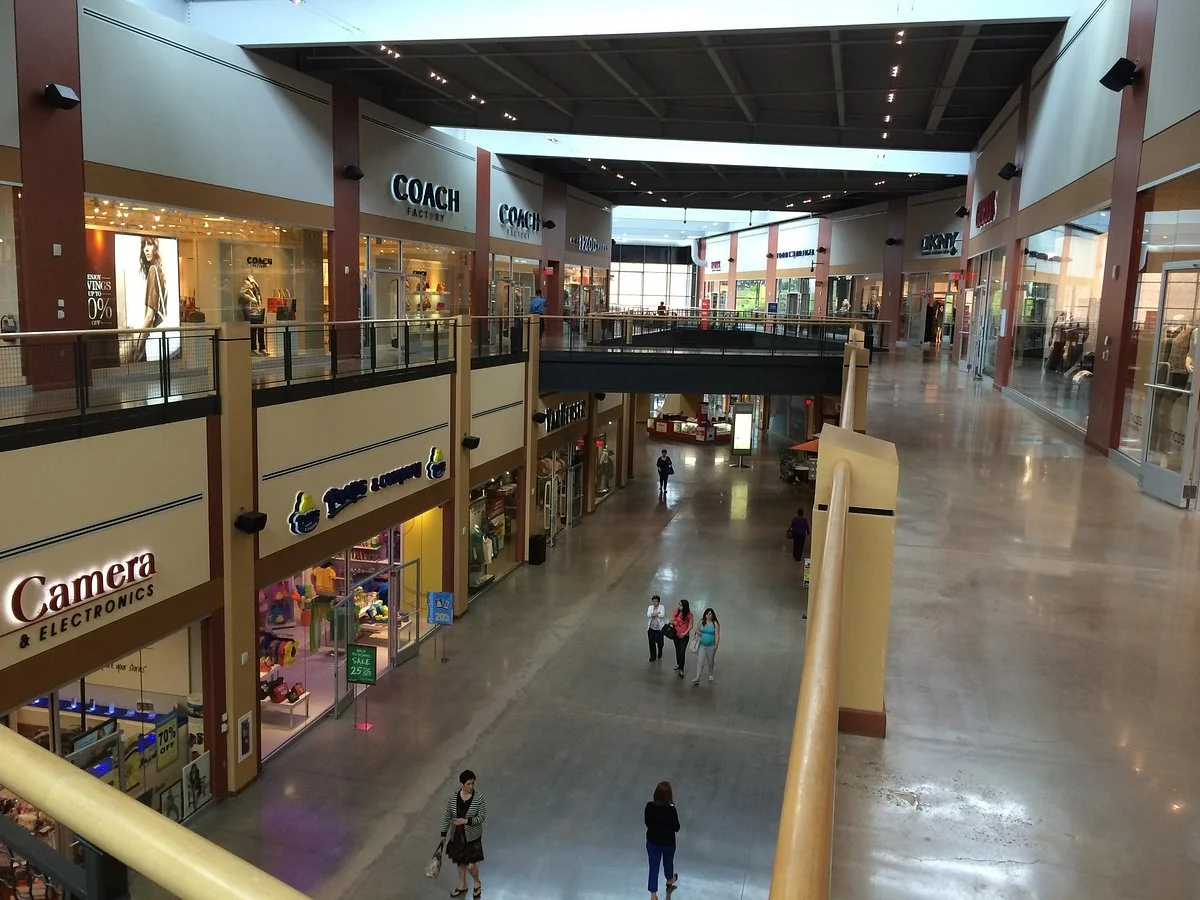 Shoppes at the Sands