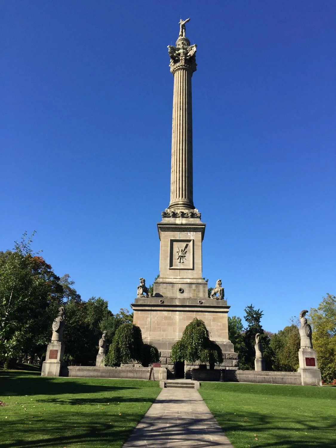 Brock's Monument National Historic Site