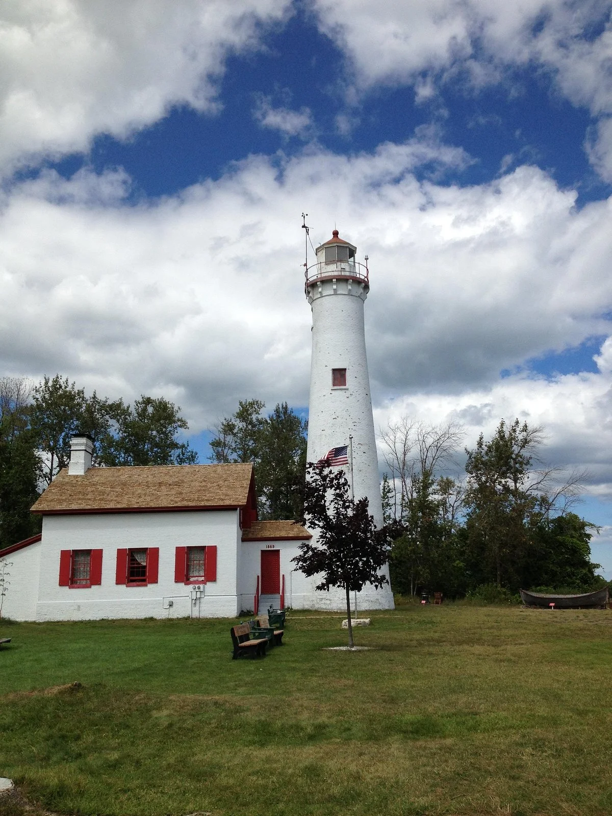 Sturgeon point lighthouse
