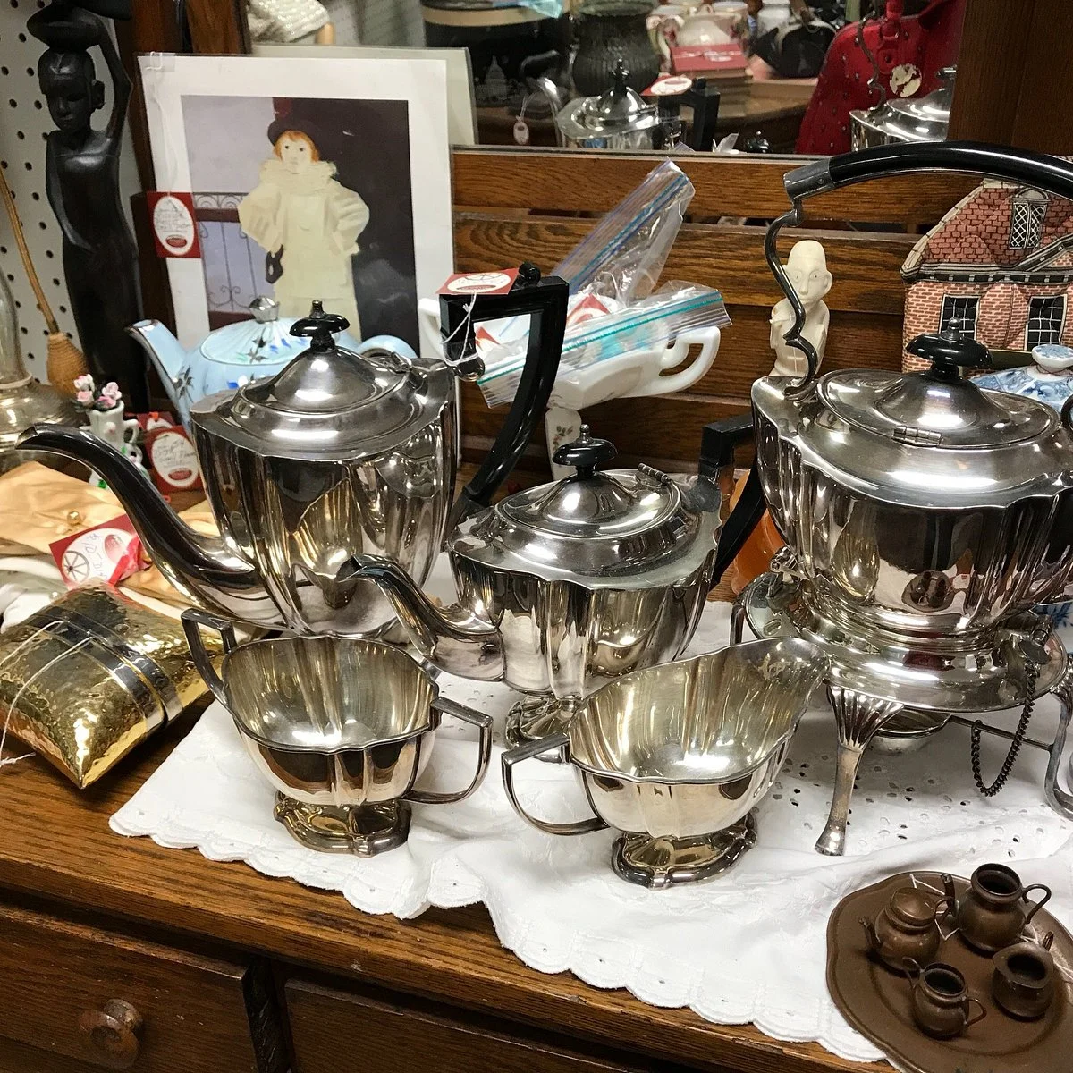 The PAST Antiques Marketplace