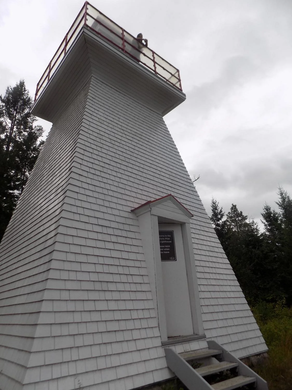 Pilot Bay Provincial Park