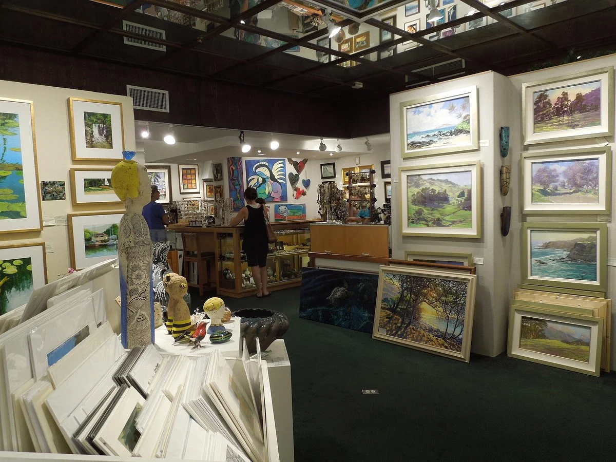 Village Galleries in Lahaina