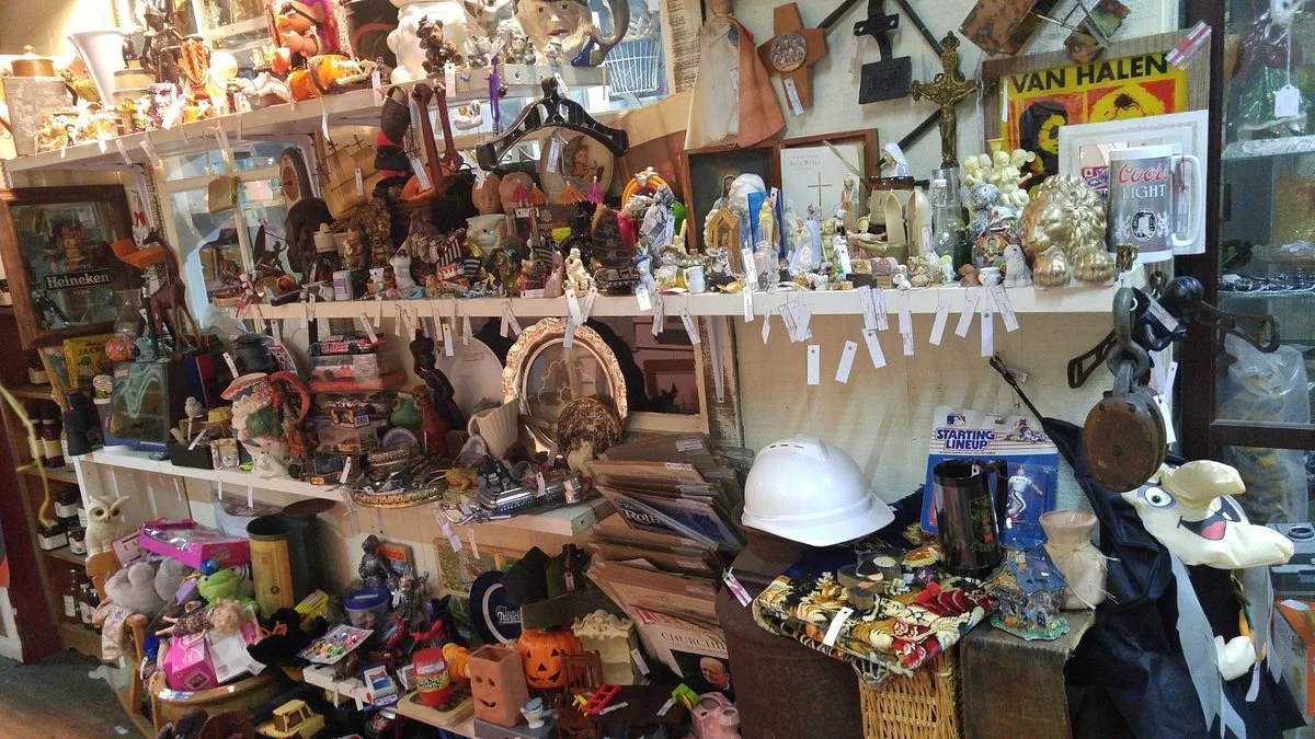 Oh My Gosh Antiques & Collectibles